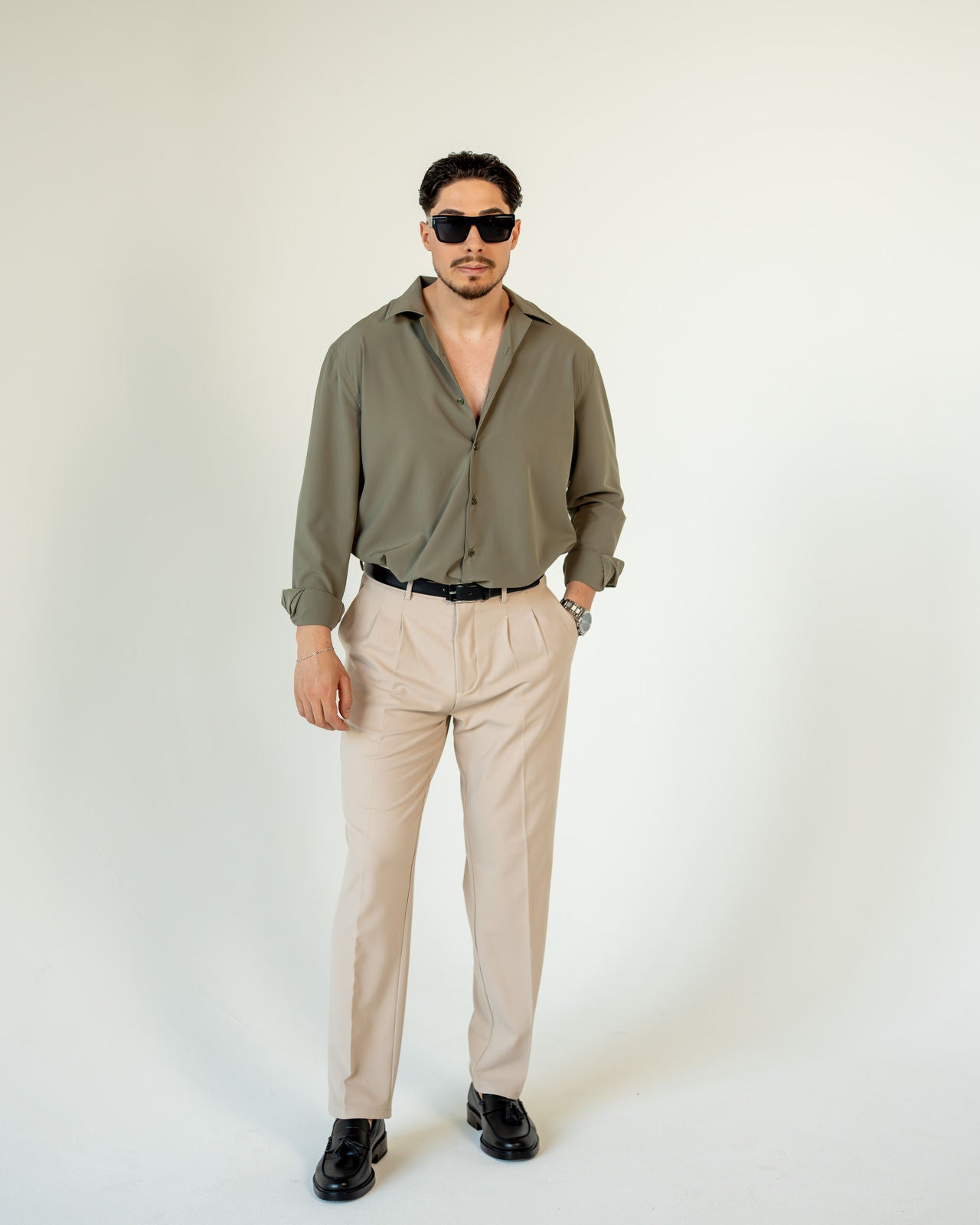 Caverno Look 03 - Olivgrün & Beige