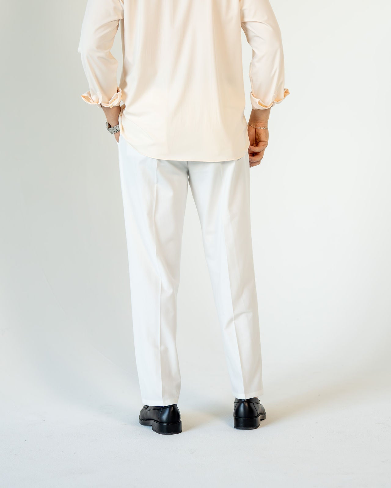 Caverno Look 02 - Beige & Ecru