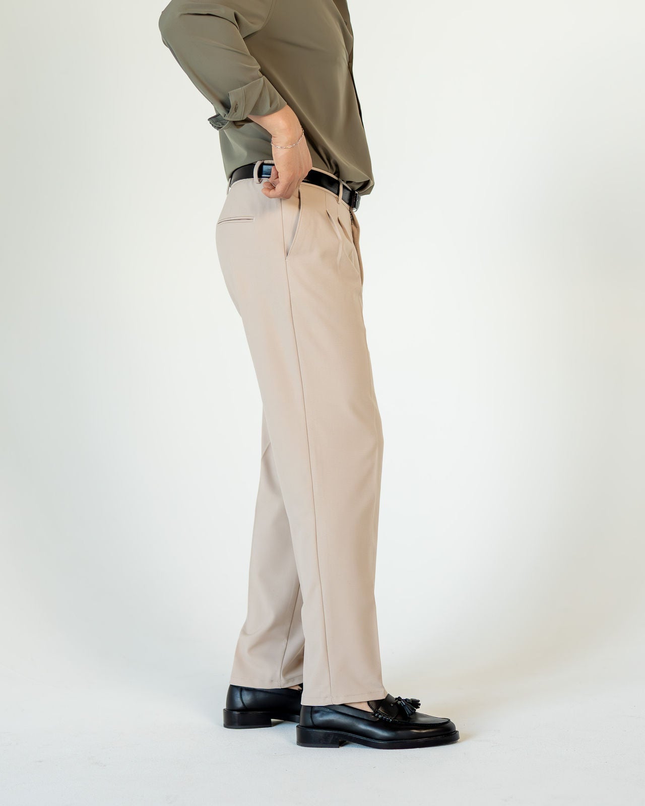 Relaxed Tailored Hose - Beige