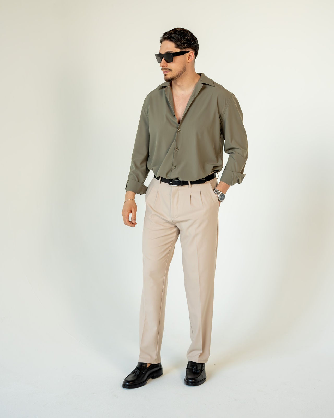 Caverno Look 03 - Olivgrün & Beige