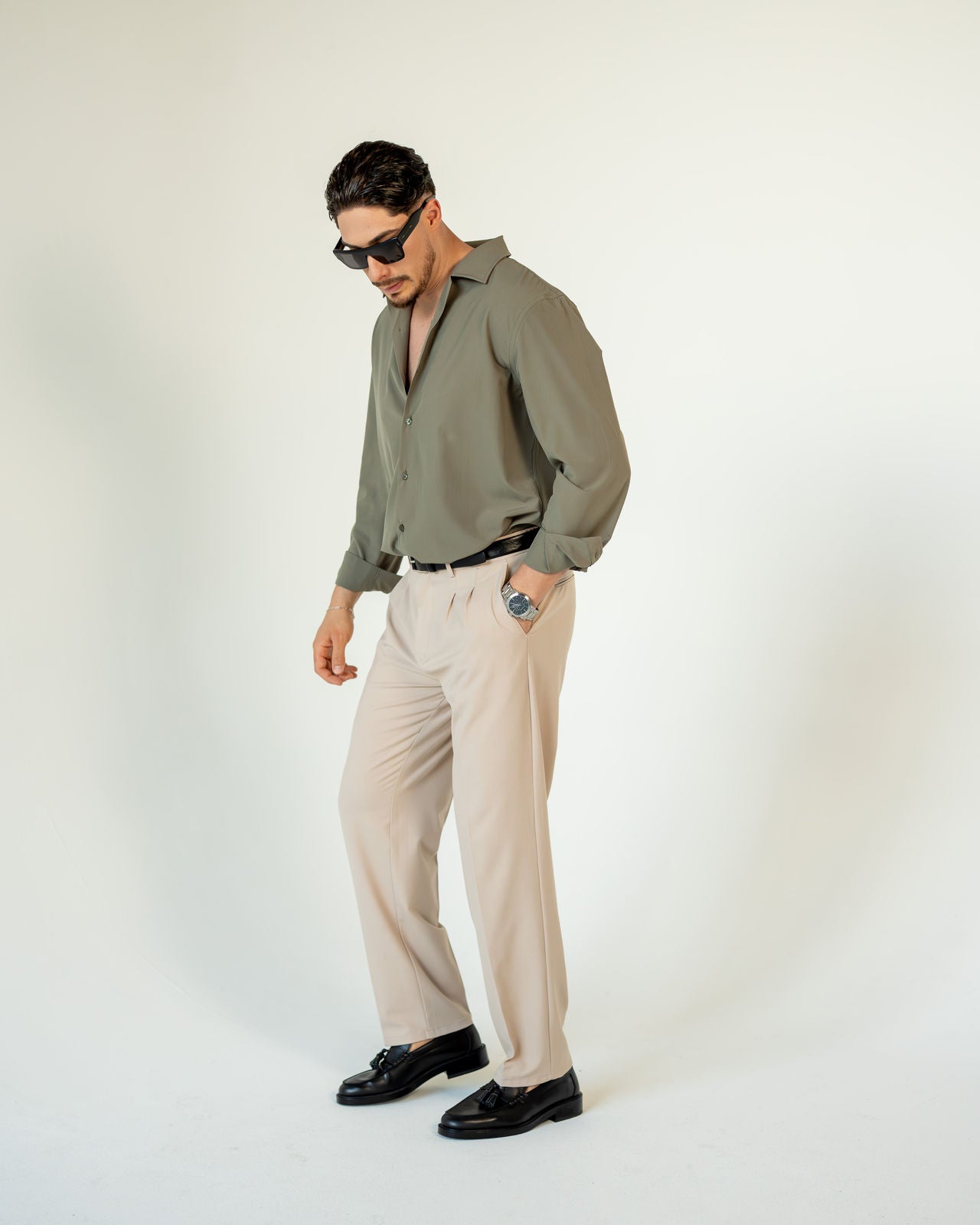 Caverno Look 03 - Olivgrün & Beige