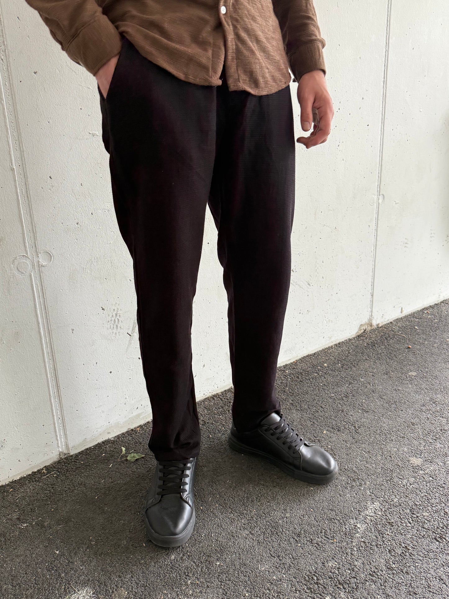 Strukturierte Sommerhose – Schwarz