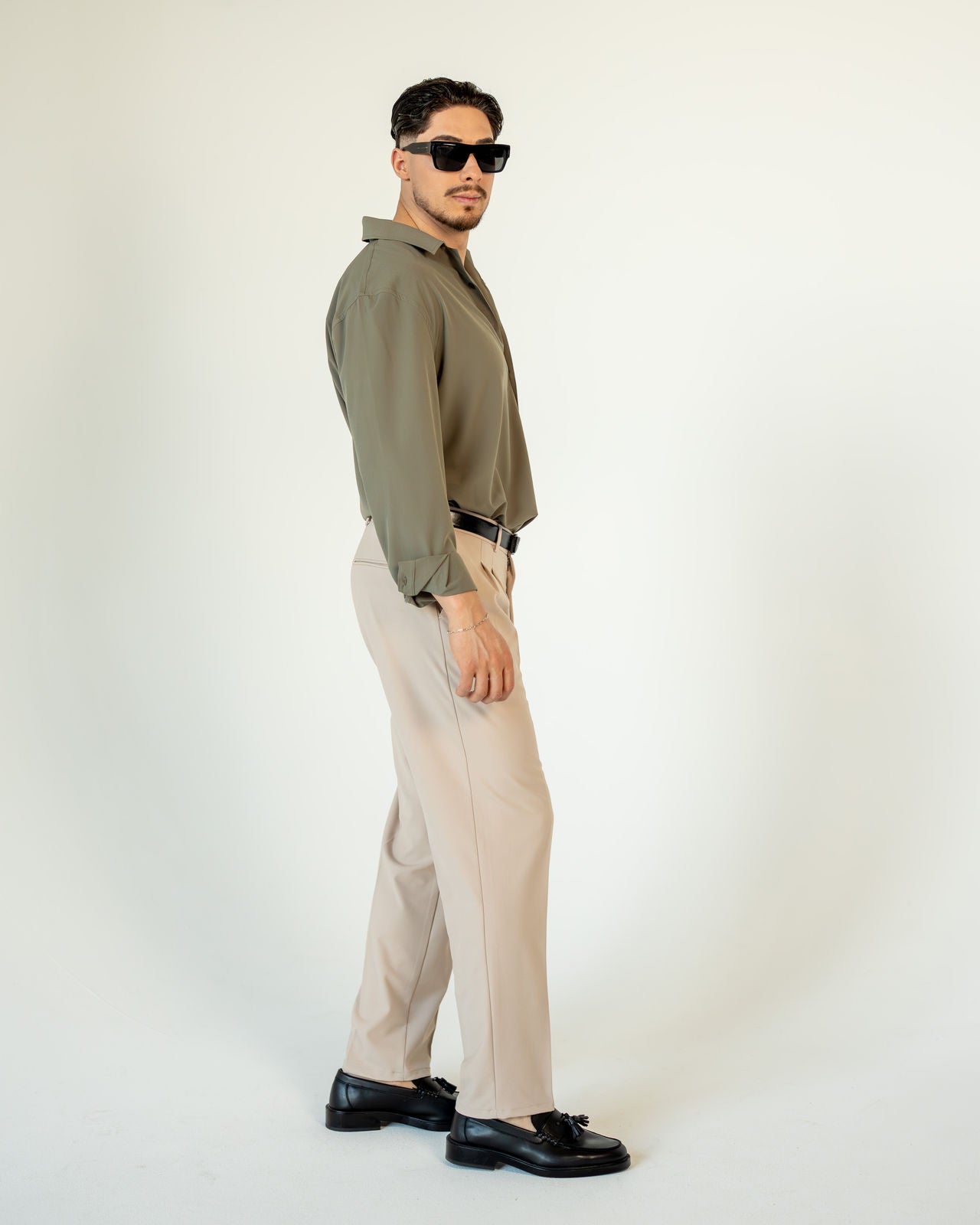 Caverno Look 03 - Olivgrün & Beige