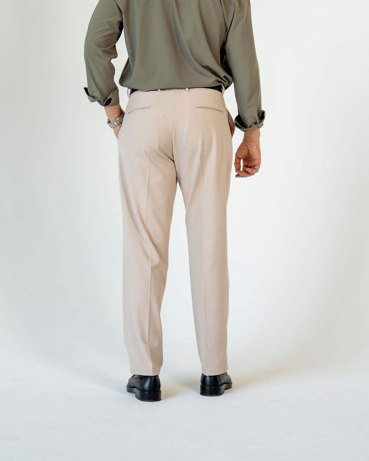 Relaxed Tailored Hose - Beige